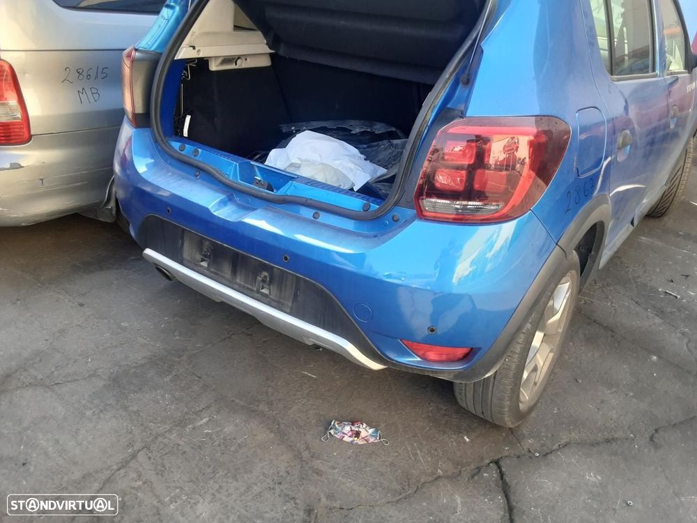 FAROLIM TRASEIRO DIREITO DACIA SANDERO II - 1