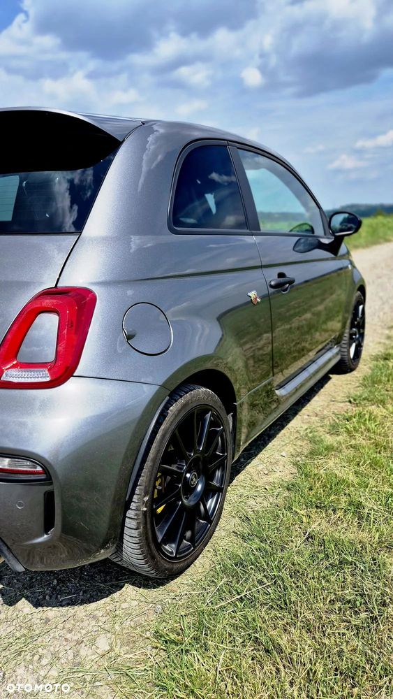 Abarth 695 - 9