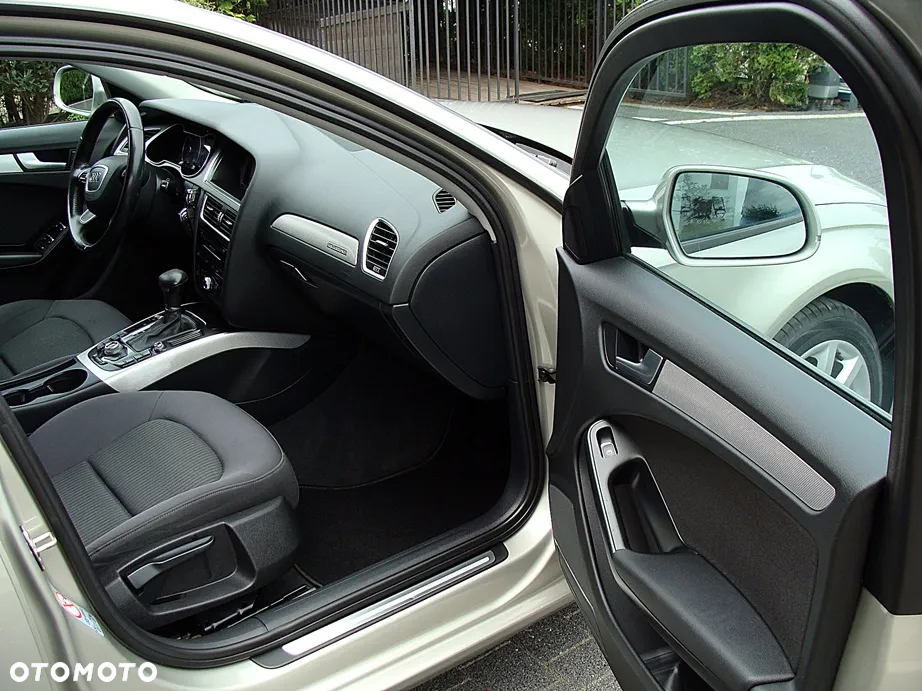 Audi A4 Avant 2.0 TDI DPF quattro S tronic Ambiente - 14