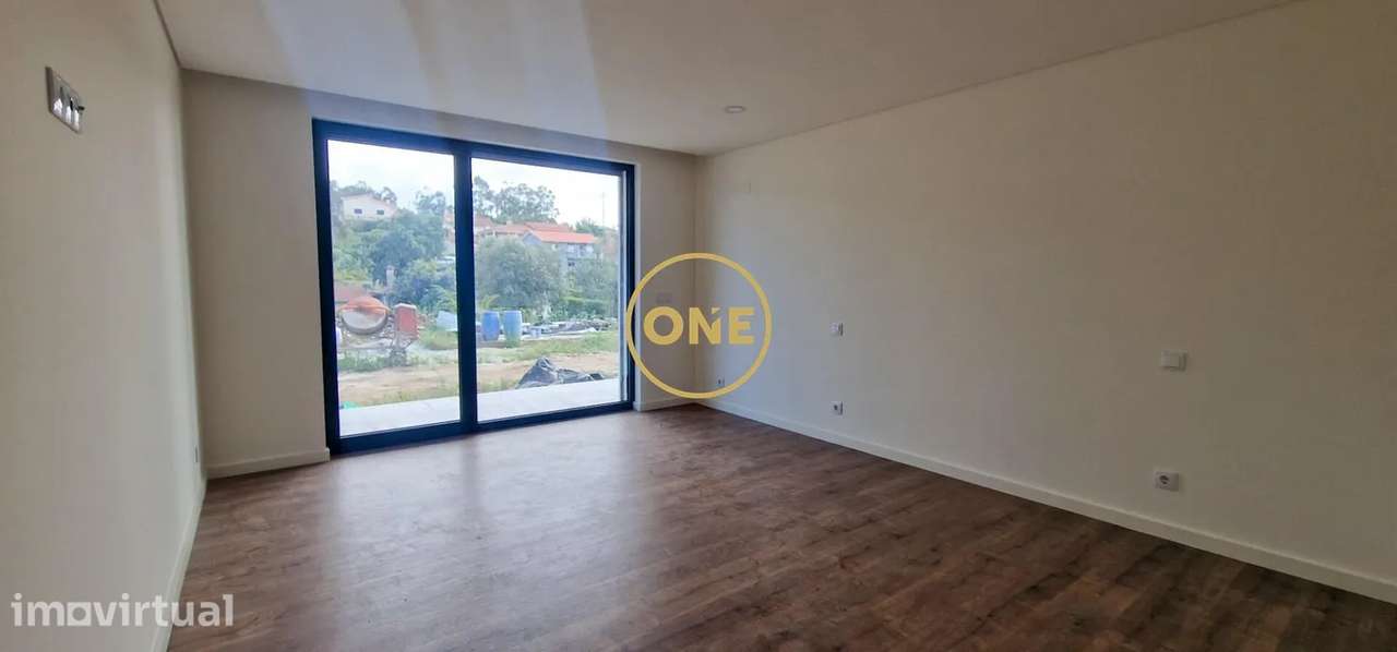 Magnífica moradia térrea nova com 3 quartos, incl uma suíte com closet - Grande imagem: 5/33