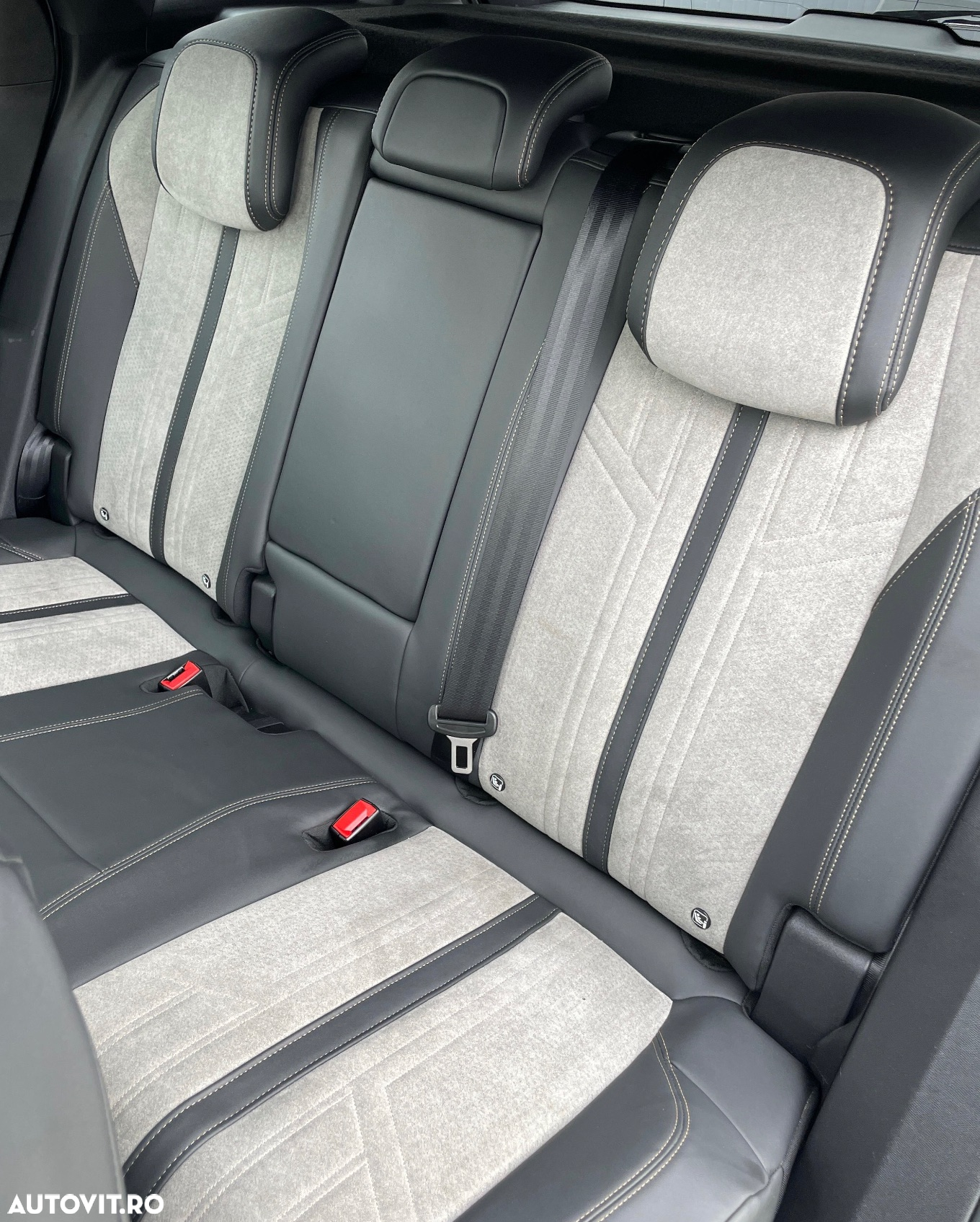 Peugeot 3008 PHEV EAT8 GT Pack - 28