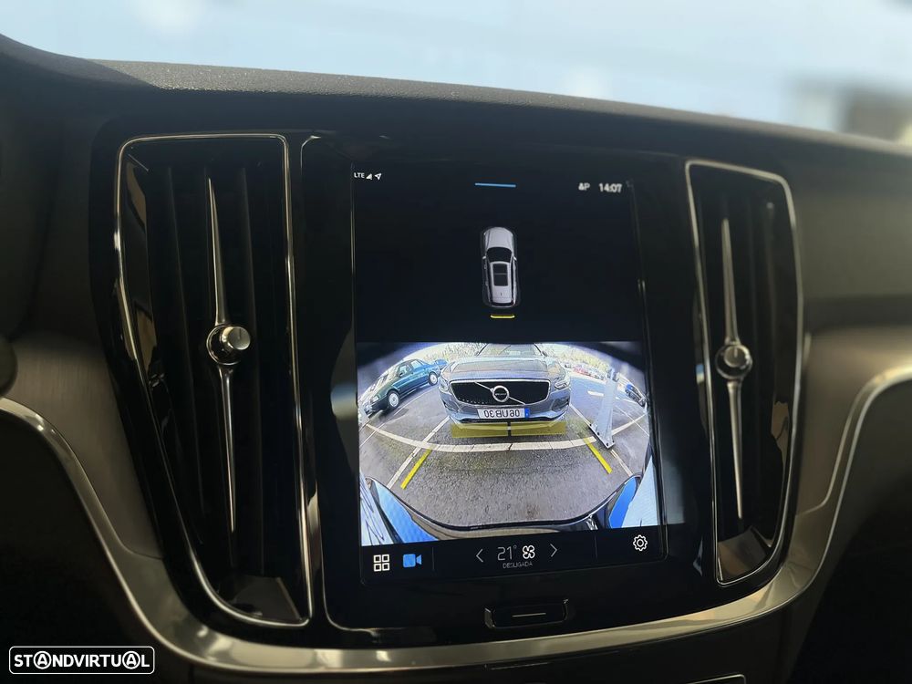 Volvo V60 2.0 T6 AWD TE Core - 33