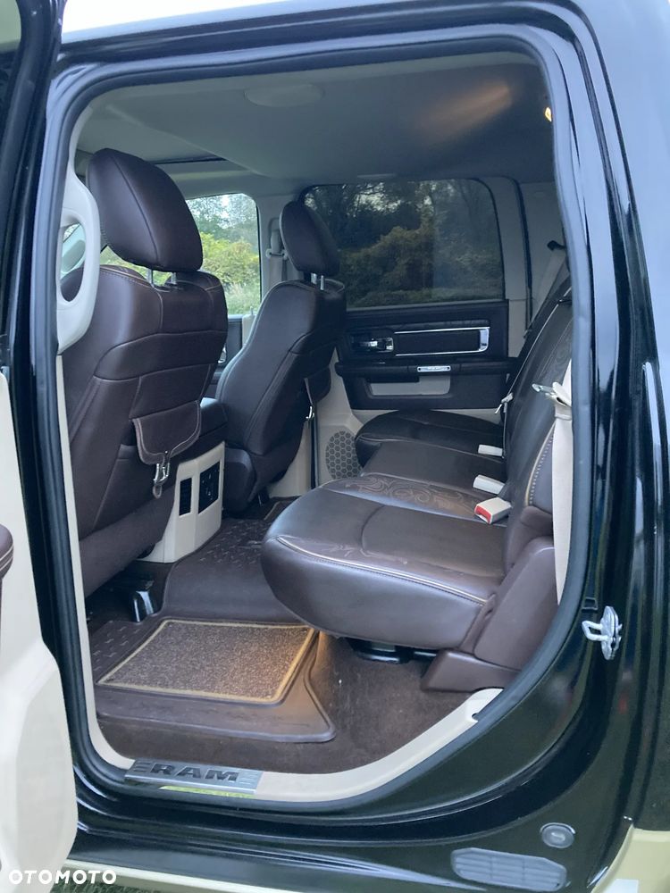 Dodge RAM 5.7 4x4 - 10