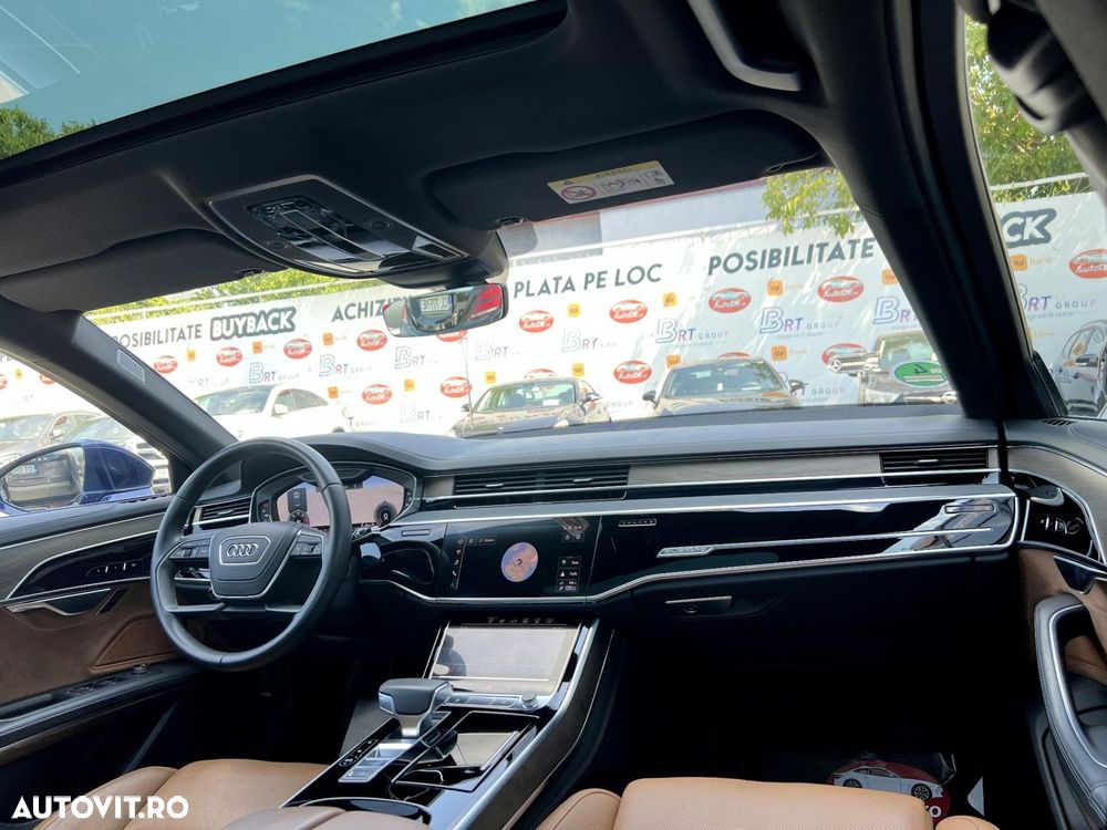 Audi A8 - 7