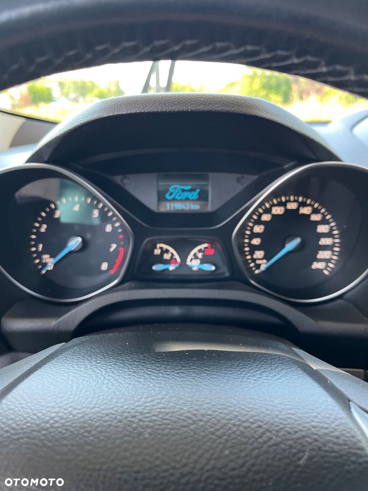 Ford Kuga - 8