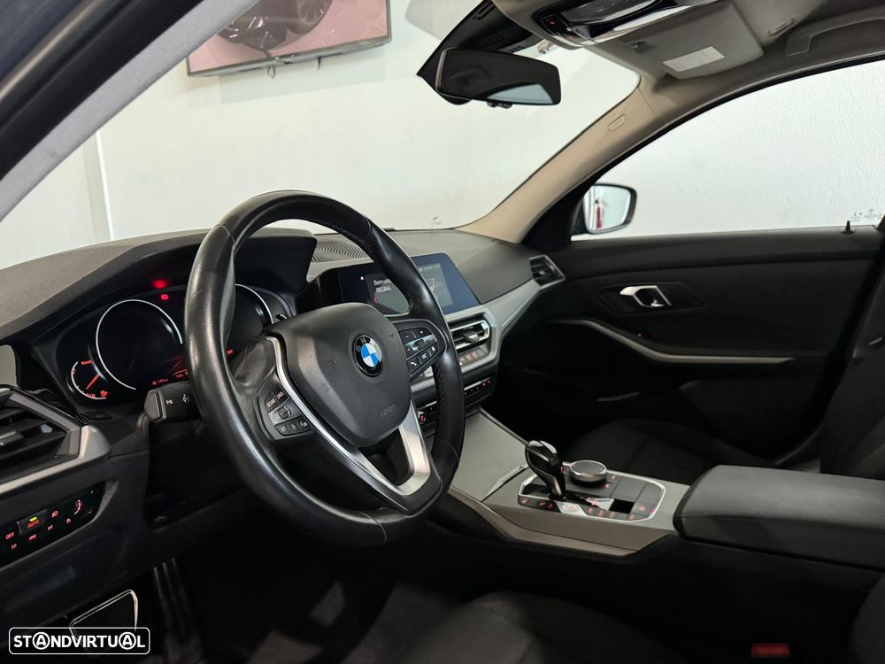 BMW 320 d Auto - 16