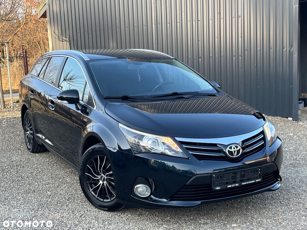 Toyota Avensis - 5