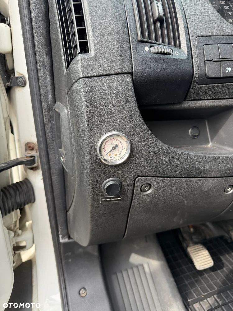 Peugeot Boxer 3.0 HDI - 13