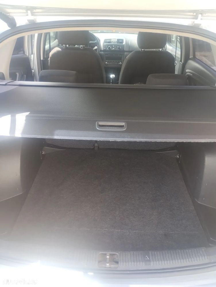 Skoda Fabia 1.2 TSI Classic - 6