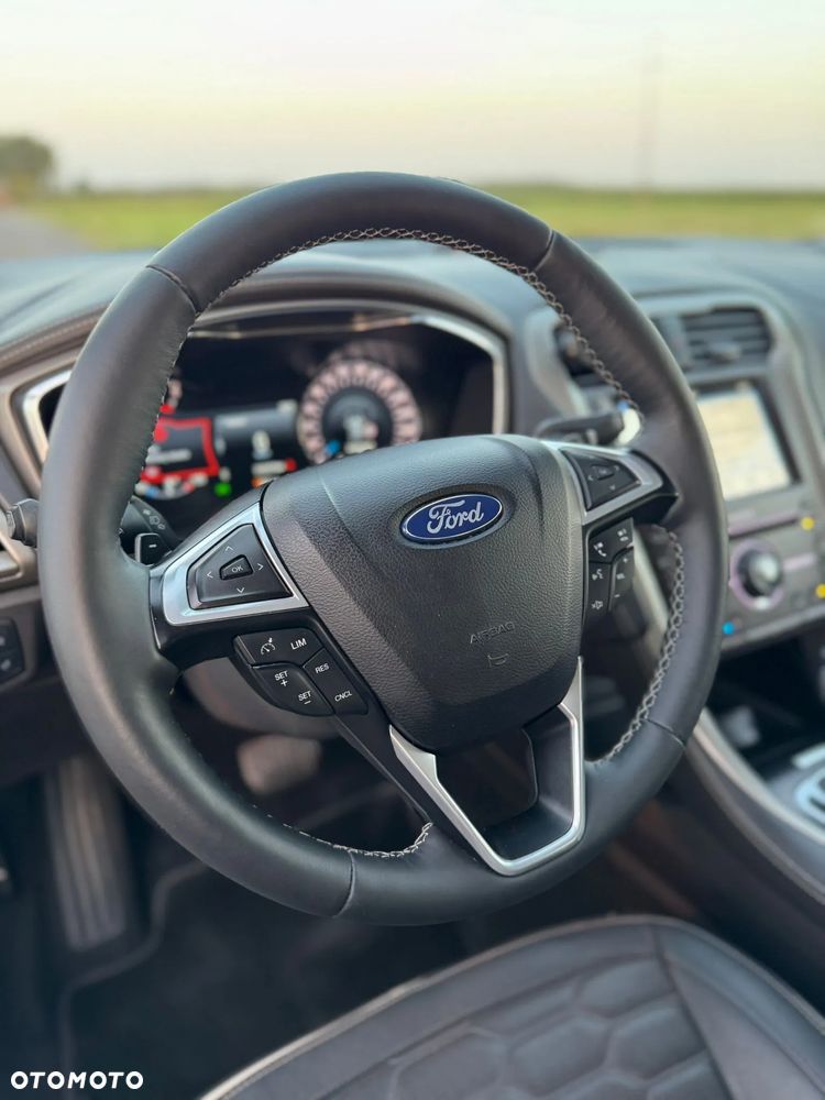 Ford Mondeo Vignale 2.0 TDCi Bi-Turbo PowerShift - 16