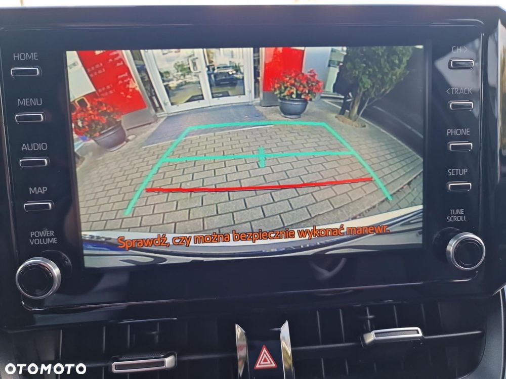 Toyota Corolla 2.0 Hybrid Comfort - 23