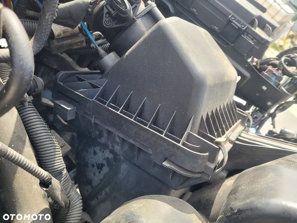Obudowa filtra powietrza Dodge Journey Fiat Freemont 2,0 CRD 2009r 04891897AC - 2