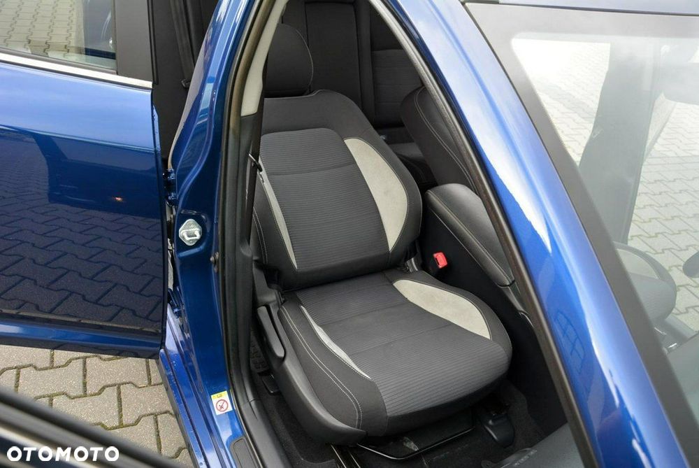 Toyota Avensis 1.8 Sol MS - 21