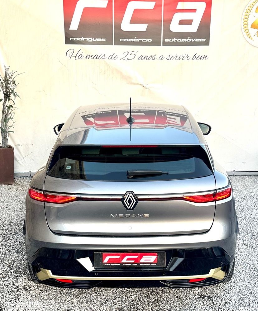 Renault Mégane E-Tech - 9