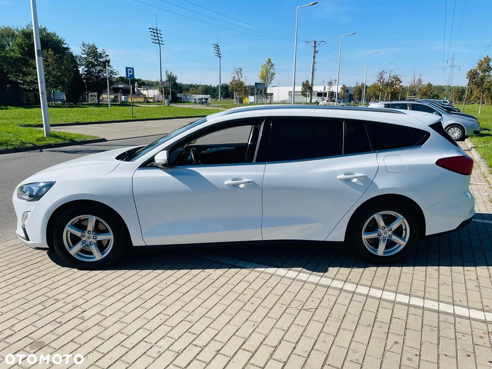 Ford Focus 1.5 EcoBlue Start-Stopp-System ACTIVE - 2