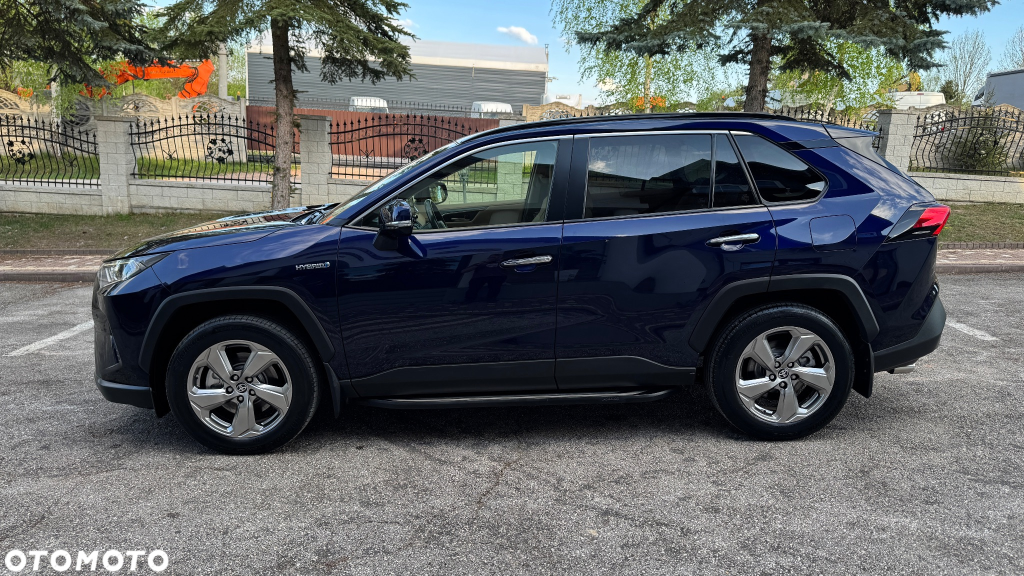 Toyota RAV4 - 5