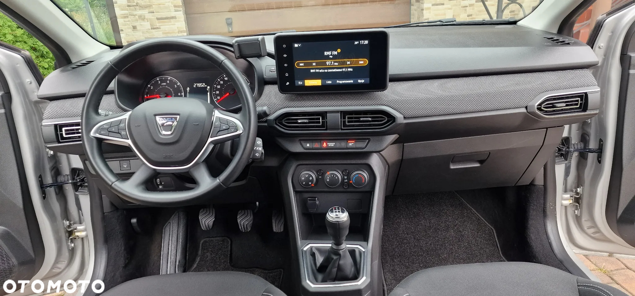 Dacia Sandero - 7