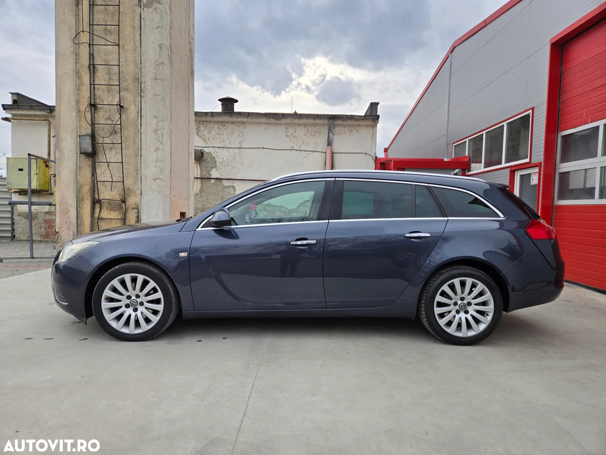Opel Insignia 2.0 CDTI Sports Tourer Design Edition - 14