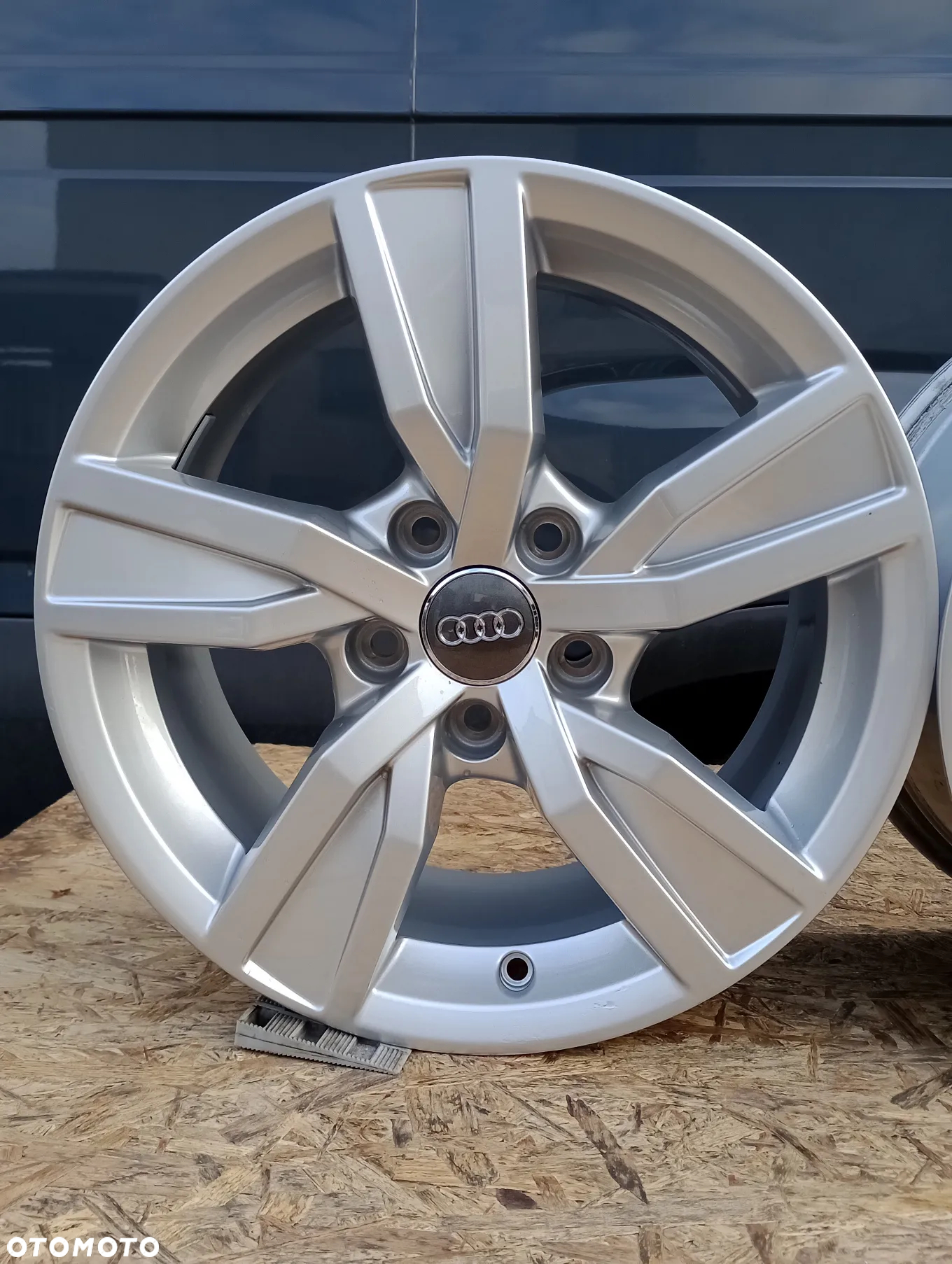FELGI ALUMINIOWE 5x112 R16 7J ET35 AUDI A3 A4 A6 - 7