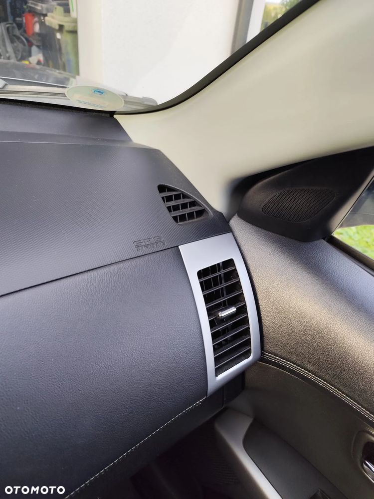 Mitsubishi Outlander 2.0 2WD Invite - 19