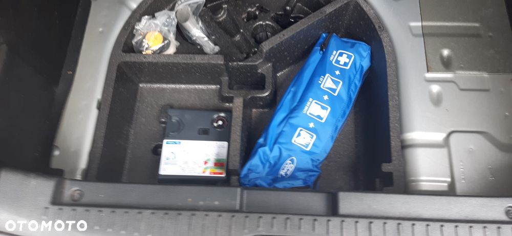 Ford B-MAX - 21