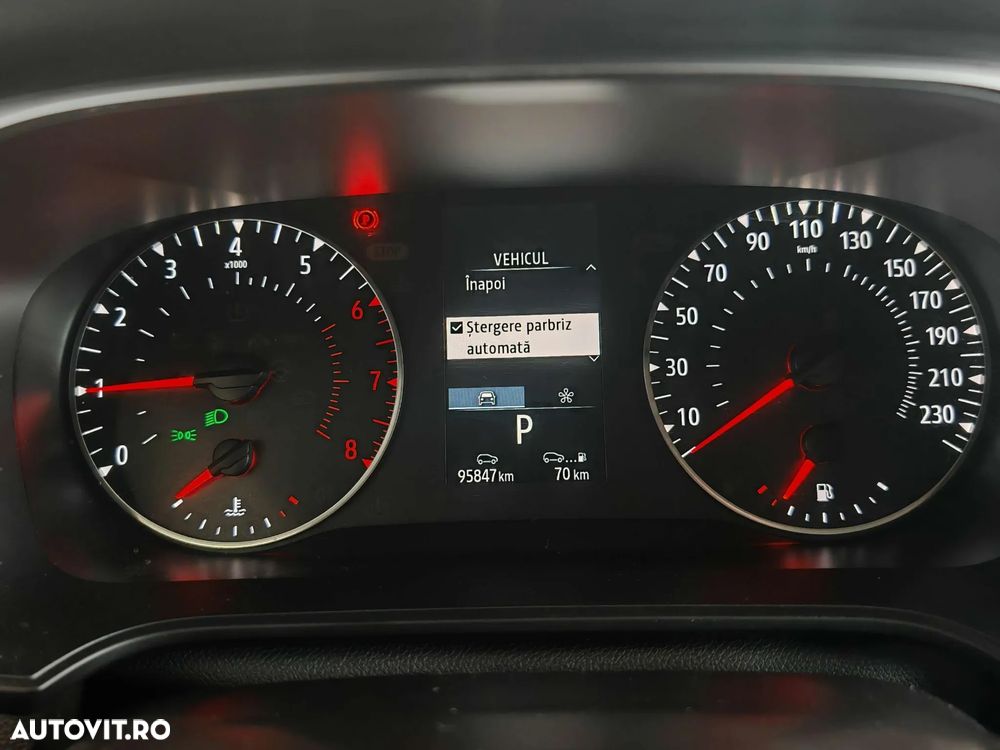 Renault Megane TCE 140 EDC Techno - 29