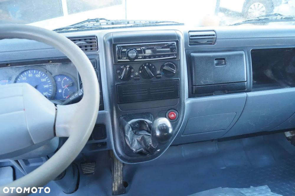 Mitsubishi Canter - 16