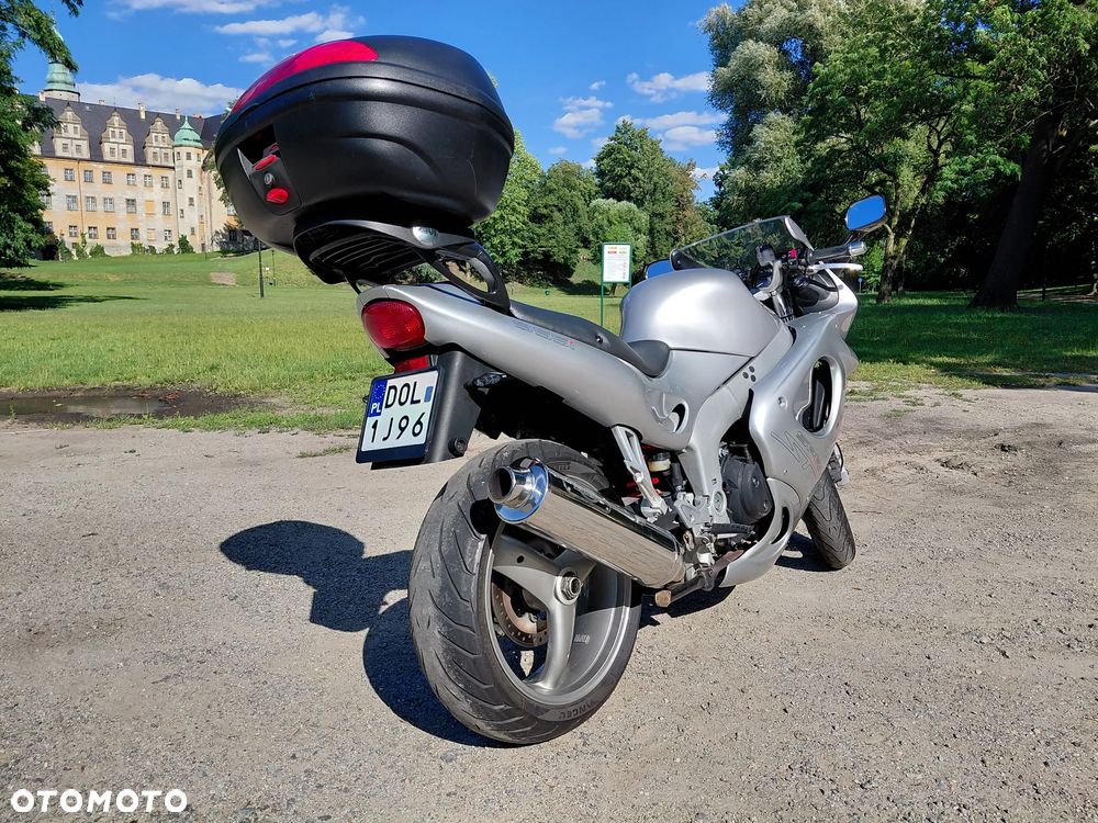 Triumph Sprint - 4