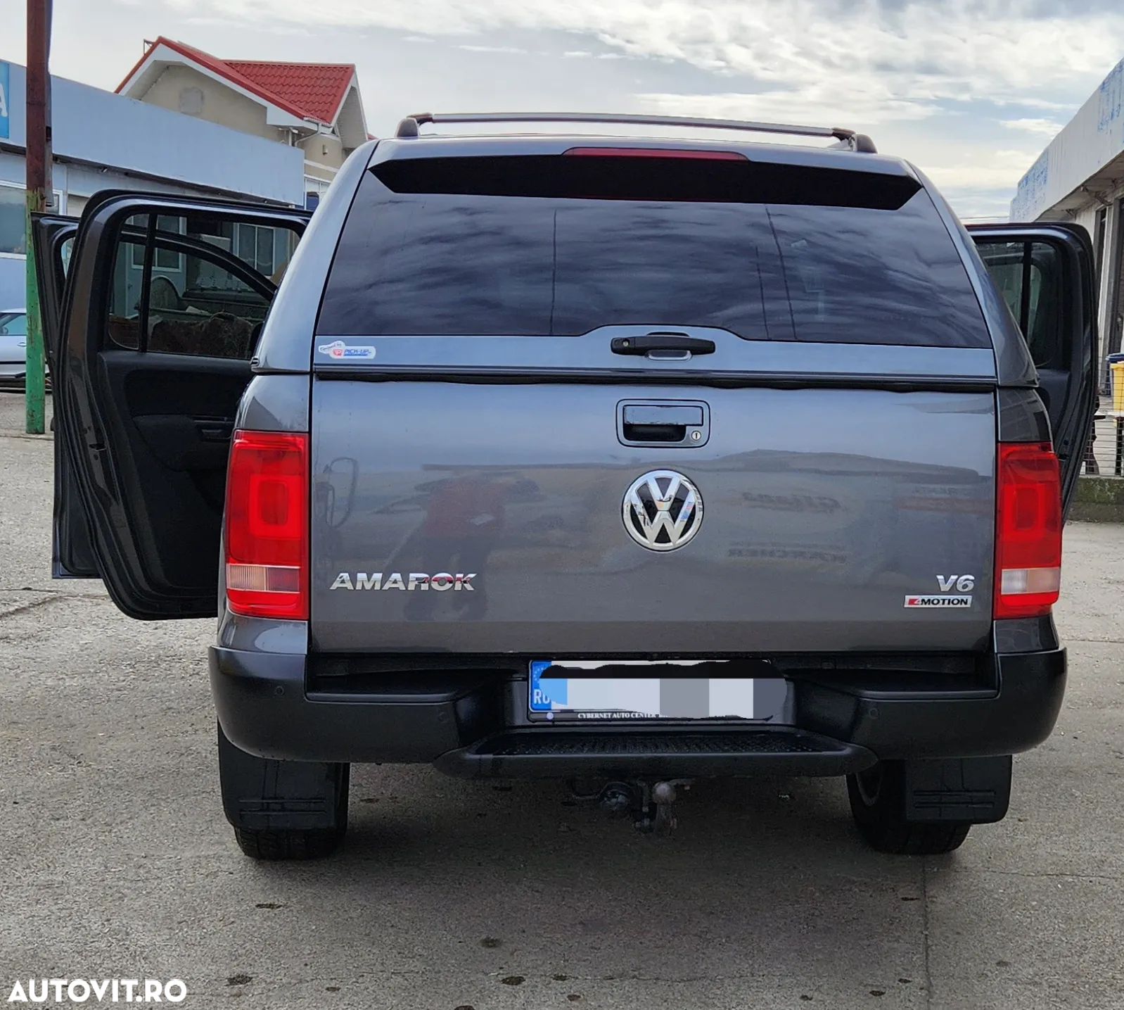 Volkswagen Amarok 3.0 TDI V6 4M Highline Aut. - 9