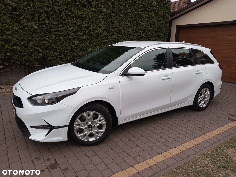 Kia Ceed 1.5 T-GDI M - 2