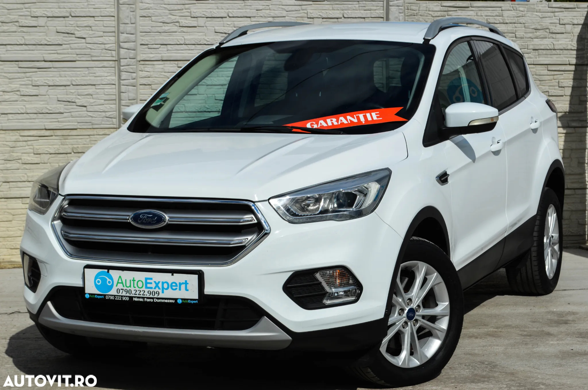 Ford Kuga 2.0 EcoBlue Aut. 4x4 TITANIUM - 10