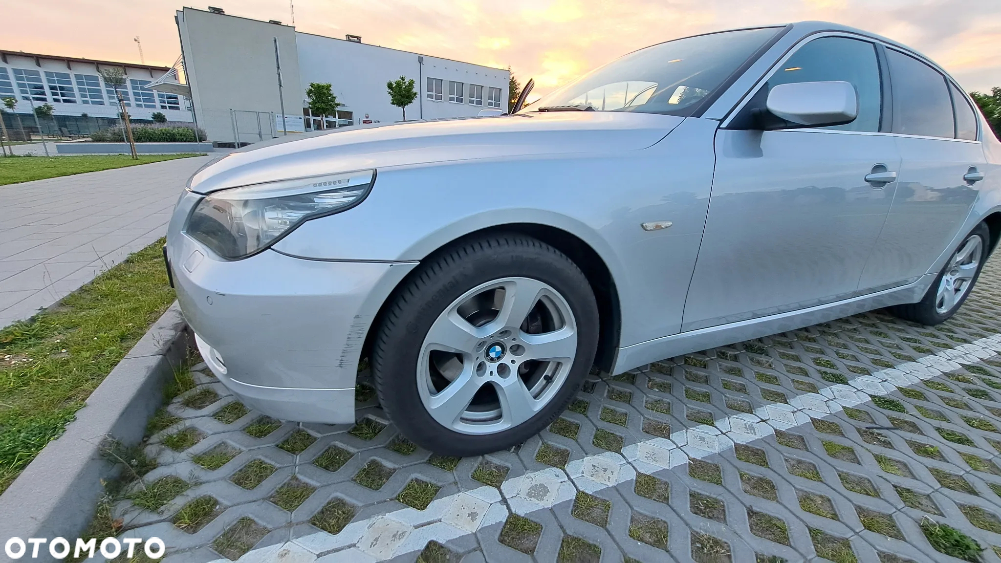 BMW Seria 5 523i - 12