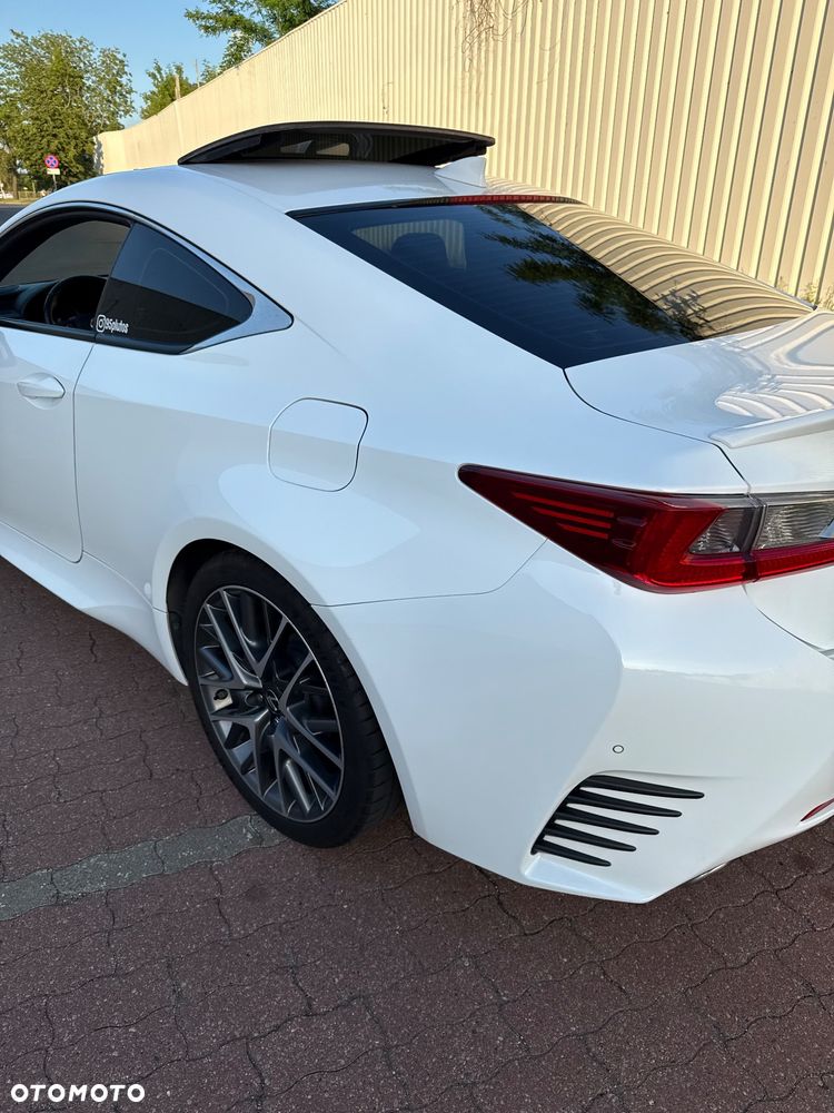 Lexus RC 200t / 300 F Sport - 8