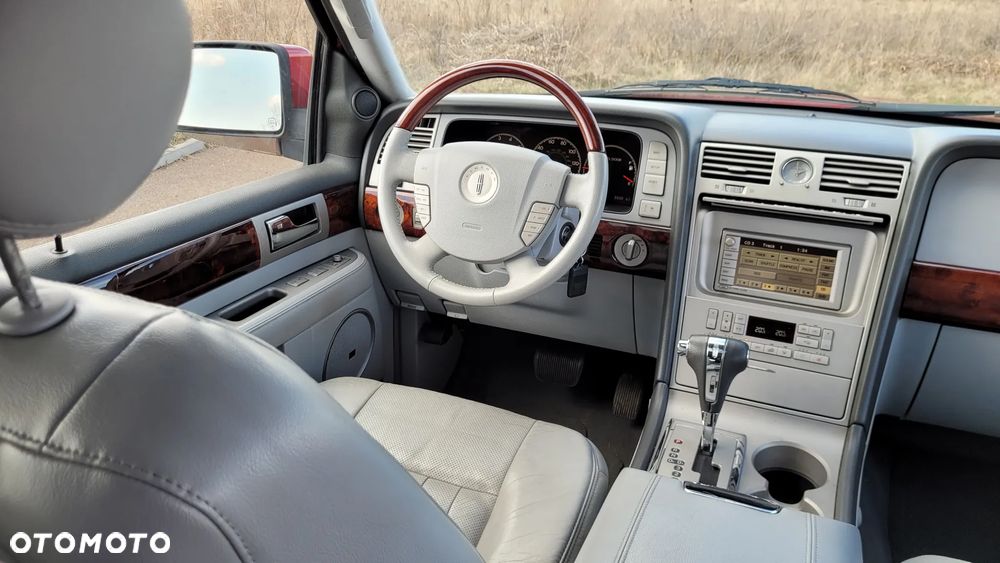 Lincoln Navigator 5.4 4WD Luxury - 8