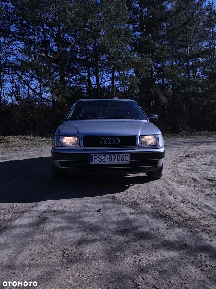 Audi 100 - 4