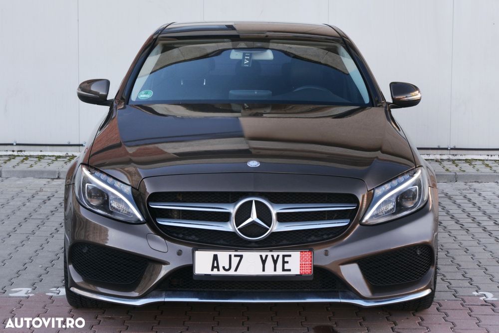 Mercedes-Benz C 220 d 4Matic 7G-TRONIC AMG Line - 12