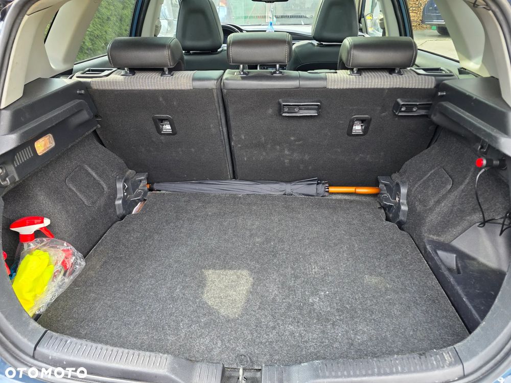 Toyota Auris Hybrid 135 Prestige - 17