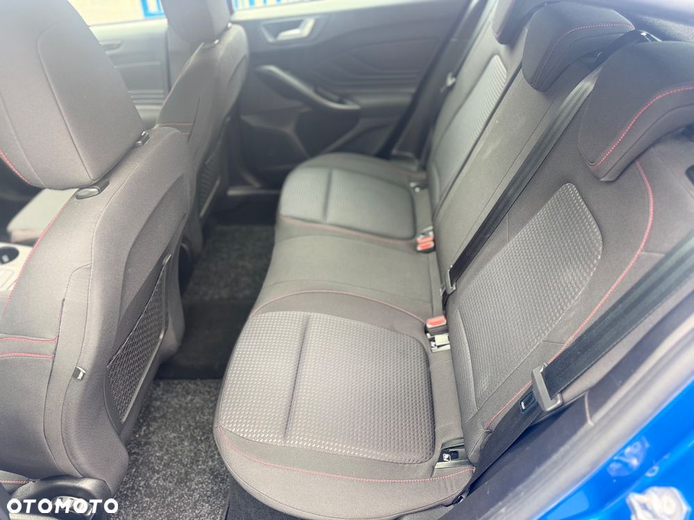 Ford Focus 1.5 EcoBlue Start-Stopp-System ST-LINE - 17