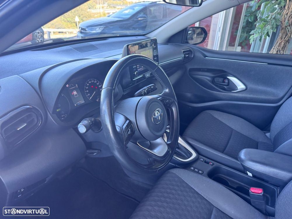 Toyota Yaris 1.5 HDF Comfort - 11