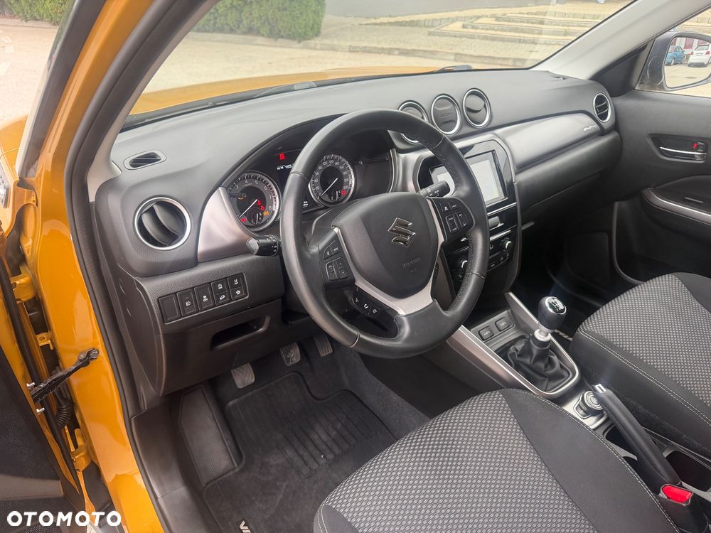 Suzuki Vitara - 14