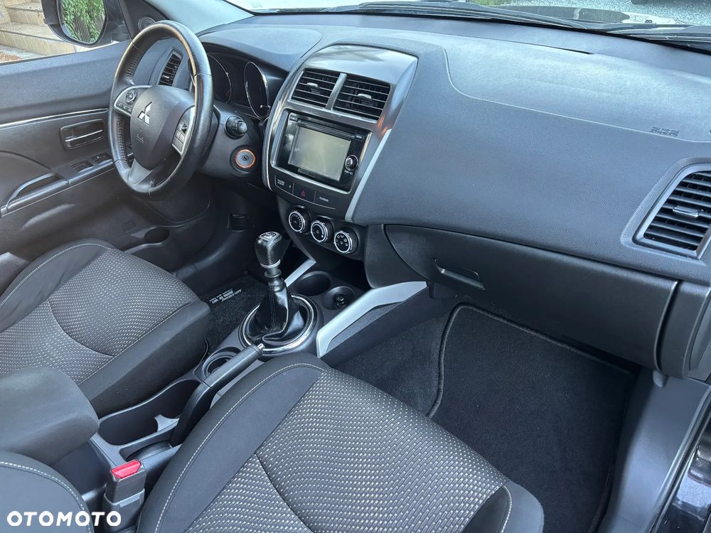 Mitsubishi ASX 1.8 DI-D 2WD Intense - 22