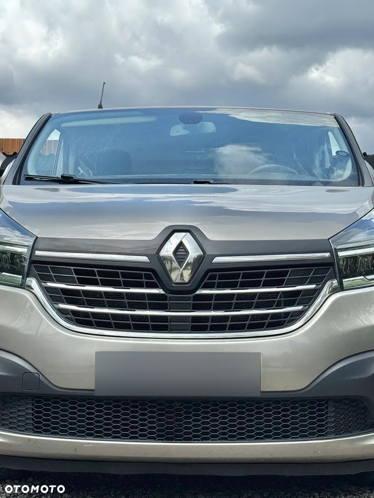 Renault Trafic 2.0 dCi - 7