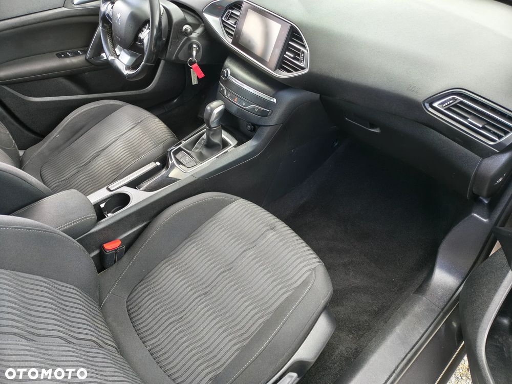 Peugeot 308 BlueHDi 120 EAT6 Stop & Start Active - 10