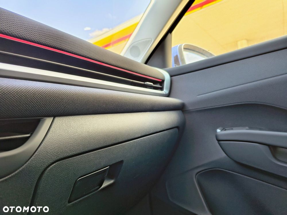 Volkswagen T-Roc 1.5 eTSI Life DSG - 24