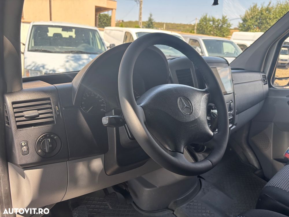 Mercedes-Benz Sprinter - 8