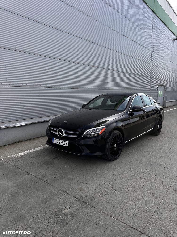 Mercedes-Benz C 300 4MATIC Aut. - 2