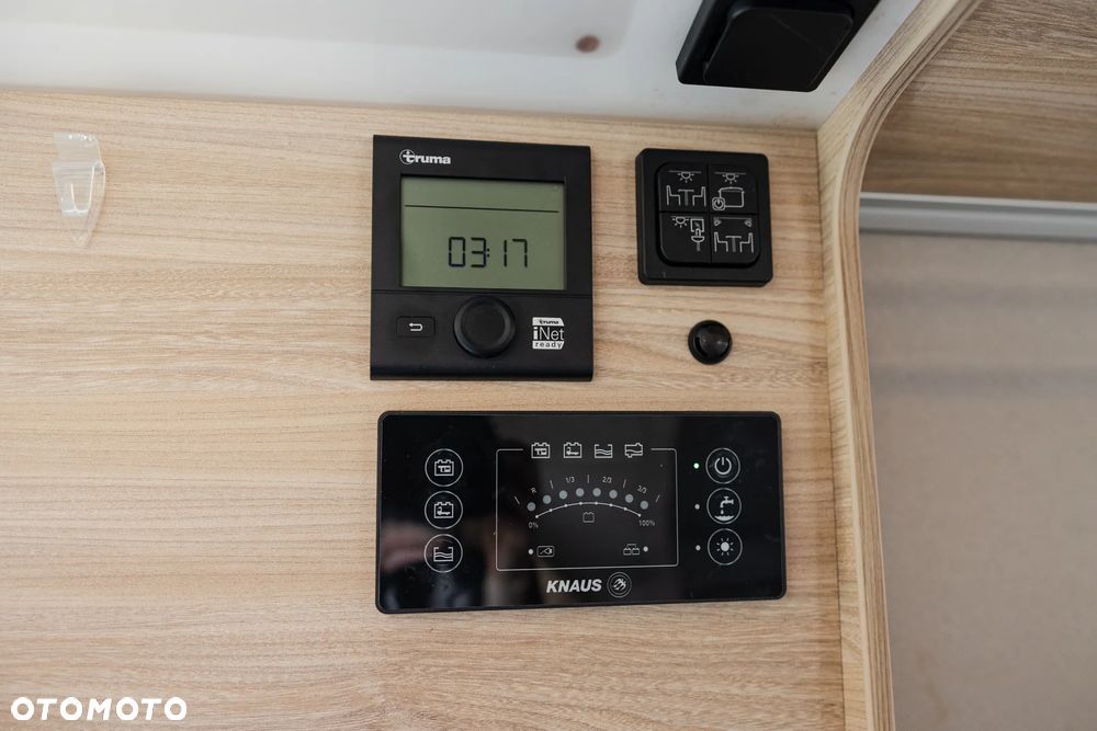 KNAUS BOXSTAR Liftime XL MAXI 4 osobowy KLIMA POST. - 17