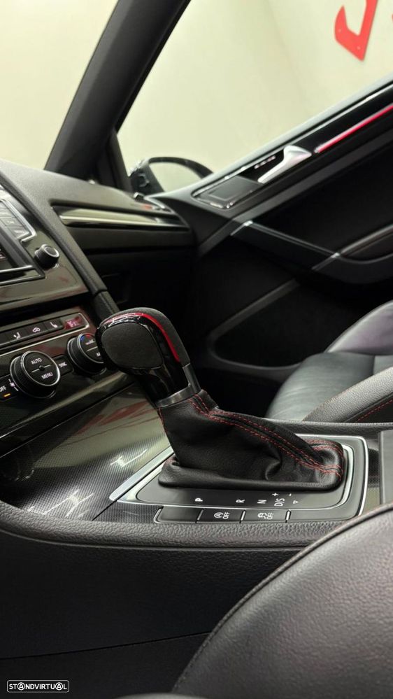 VW Golf 2.0 TSi GTi DSG Performance - 12