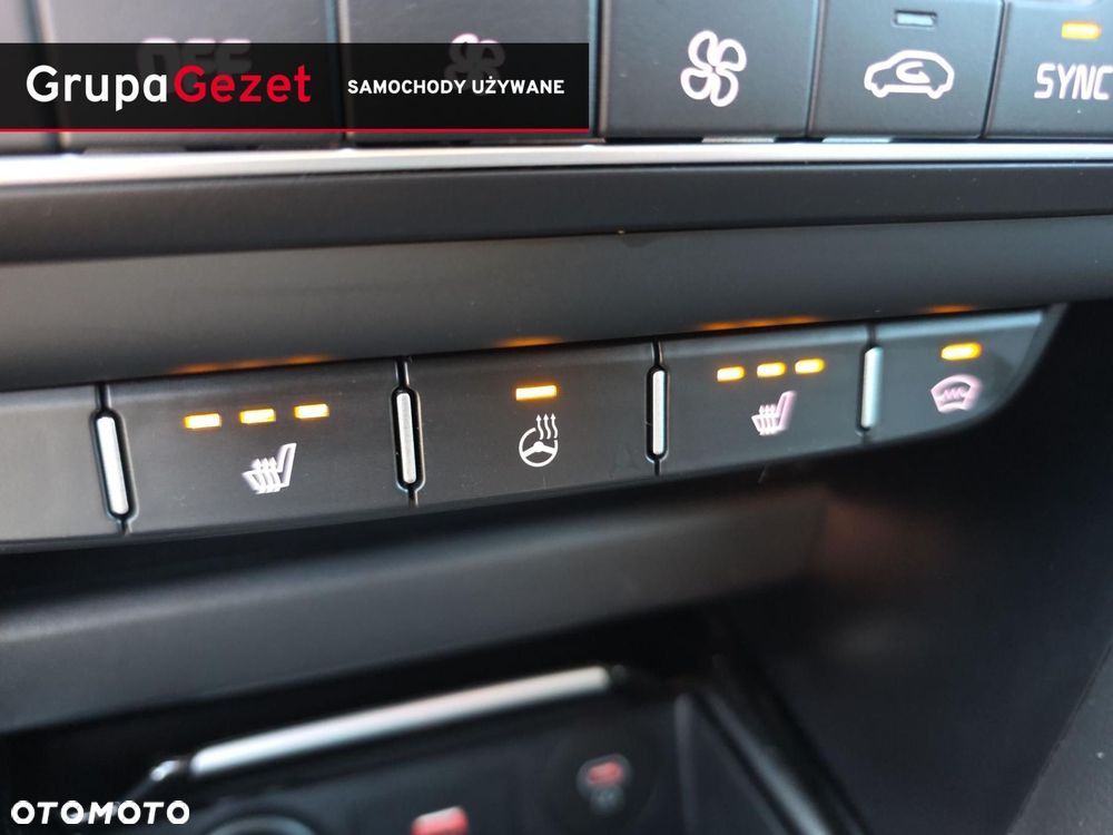 Kia Ceed 1.5 T-GDI Business Line - 25