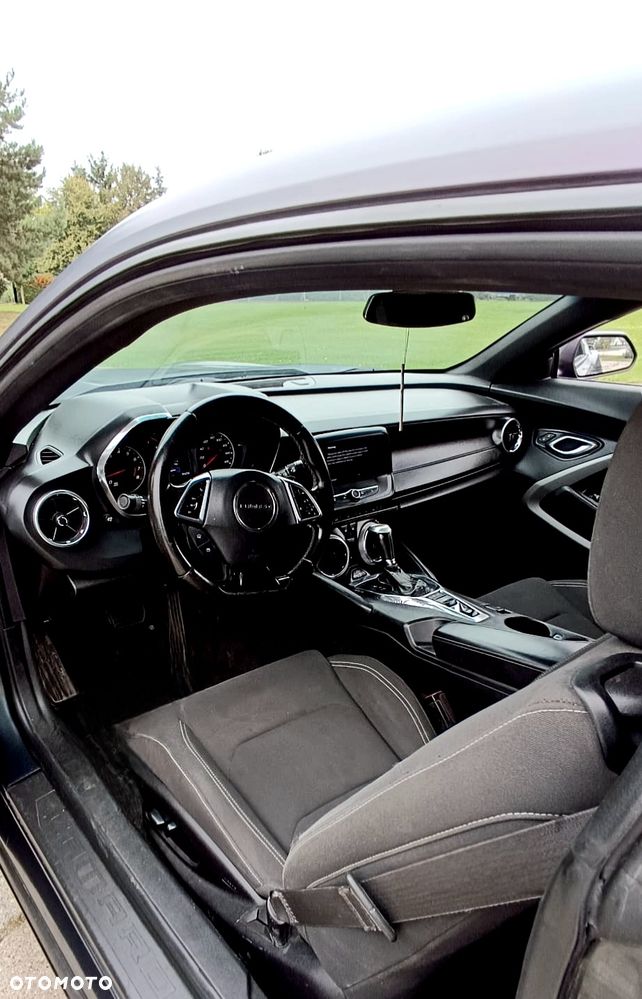 Chevrolet Camaro - 2